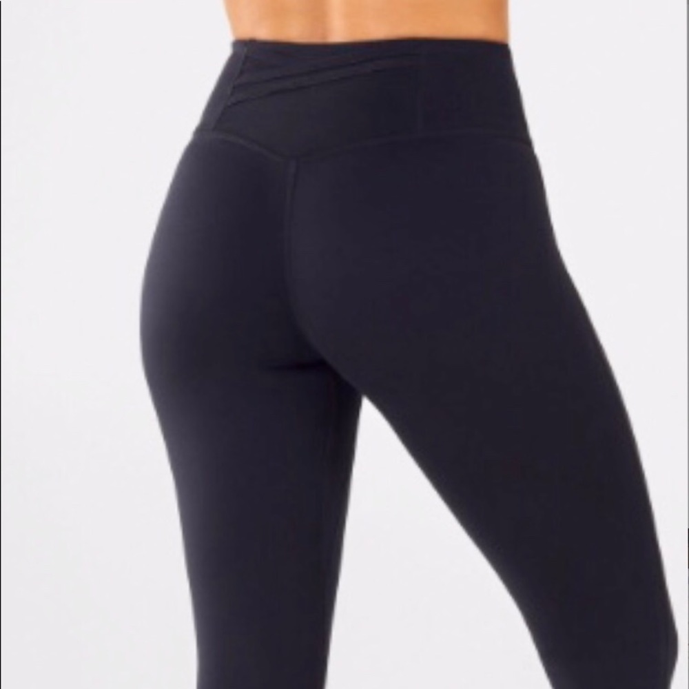 Fabletics Trinity high-waisted pocket Capri